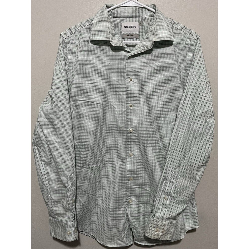 Goodfellow & Co slim fit button-up shirt Green & White Plaid Pattern Size M